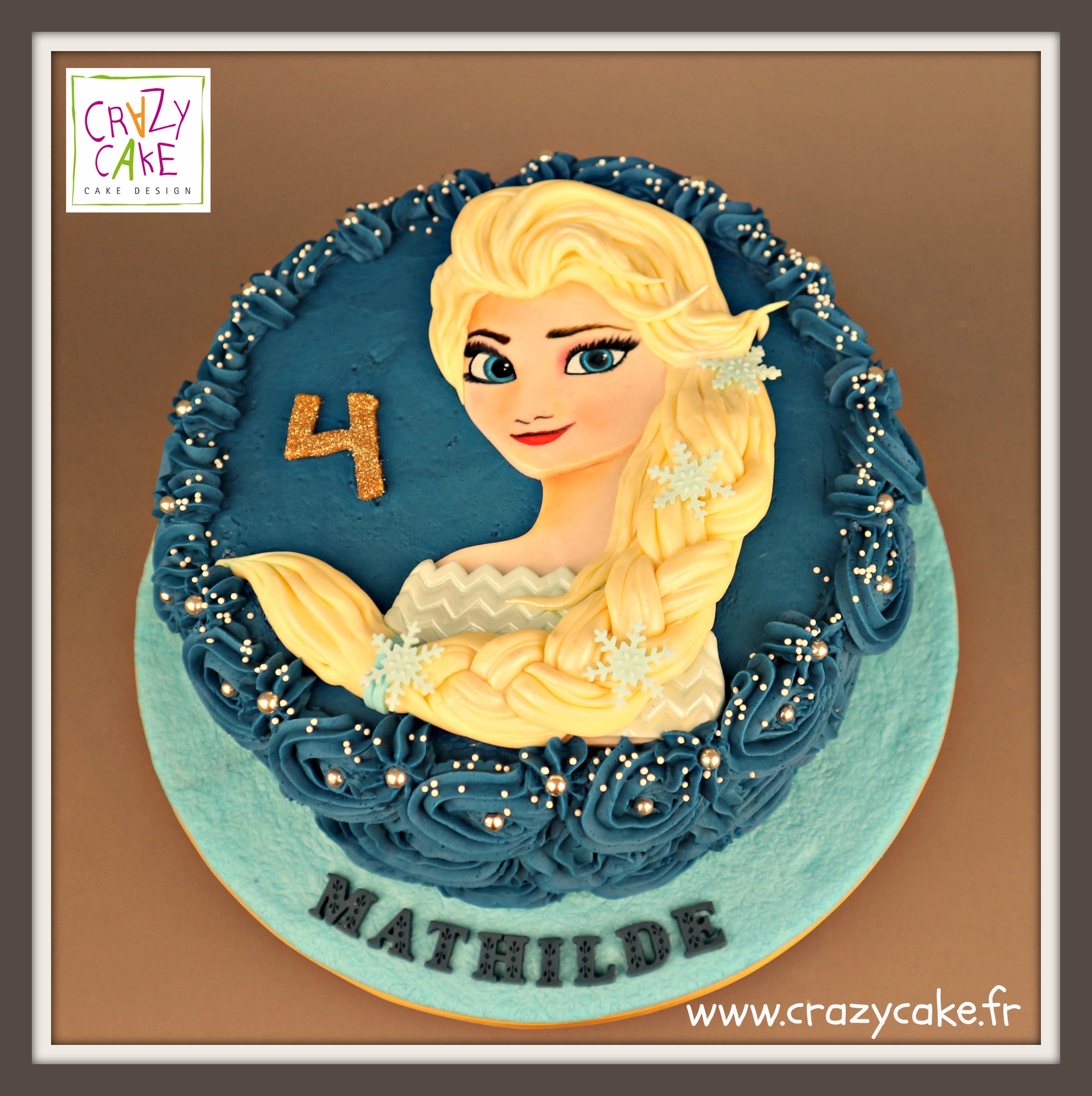 Gâteau d'anniversaire "Reine des Neiges"