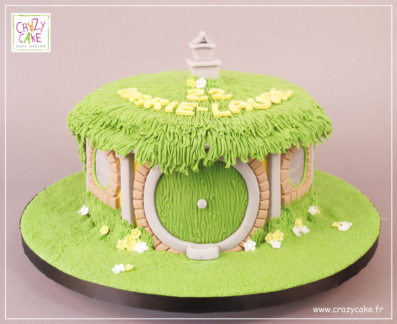 Gâteau d'anniversaire "Maison du Hobbit"